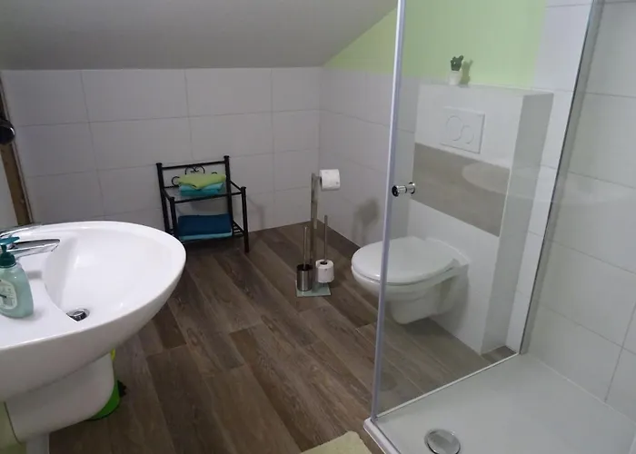 Ferienwohnung Natalie - Hildegard Mayer *